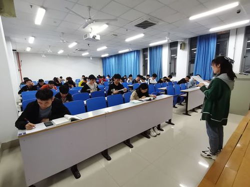 学党史，正学风，聚能量 计算机与通信工程学院持续开展通讯工程专业晚自习活动